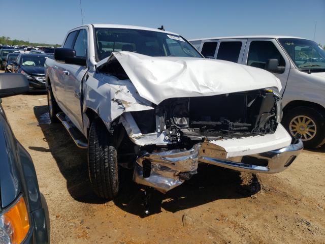 Ram 1500 slt (2017)