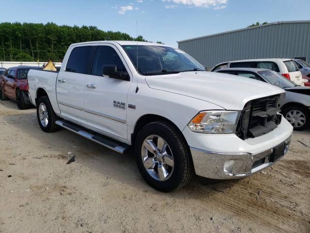 Ram 1500 slt (2017)