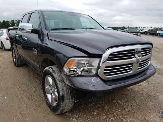 Ram 1500 slt (2017)