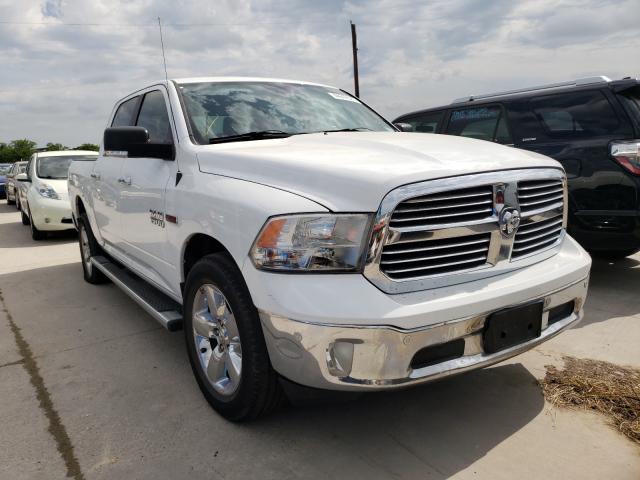 Ram 1500 slt (2015)