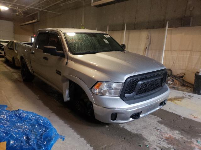 Ram 1500 slt (2015)