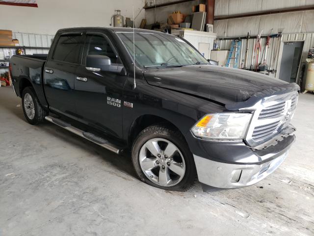 Ram 1500 slt (2017)
