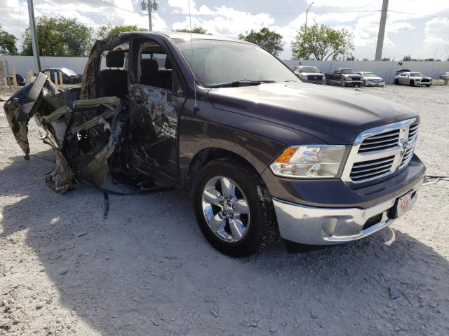 Ram 1500 slt (2015)