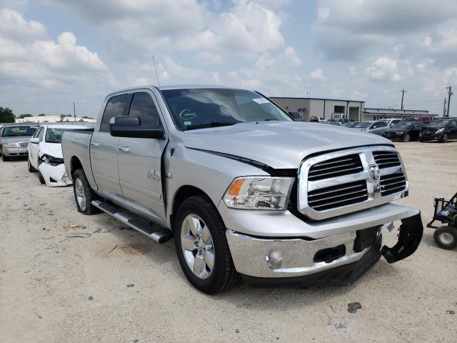 Ram 1500 slt (2017)