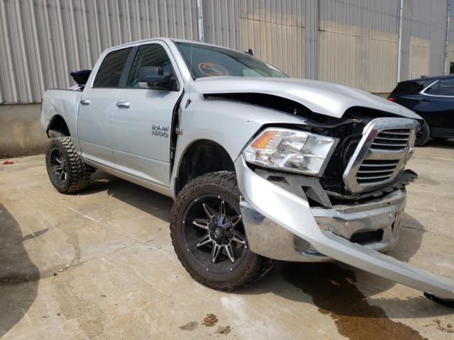 Ram 1500 slt (2017)