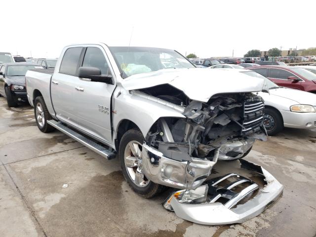 Ram 1500 slt (2015)