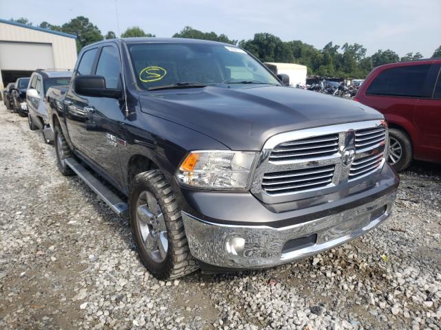Ram 1500 slt (2015)