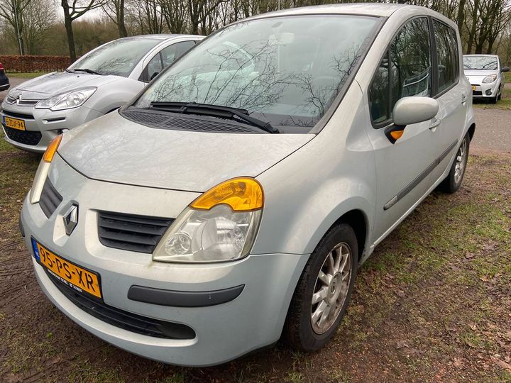 Renault Modus (2004)