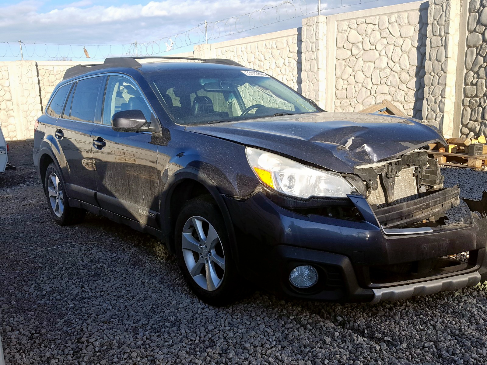 Subaru Outback 3- (2013)