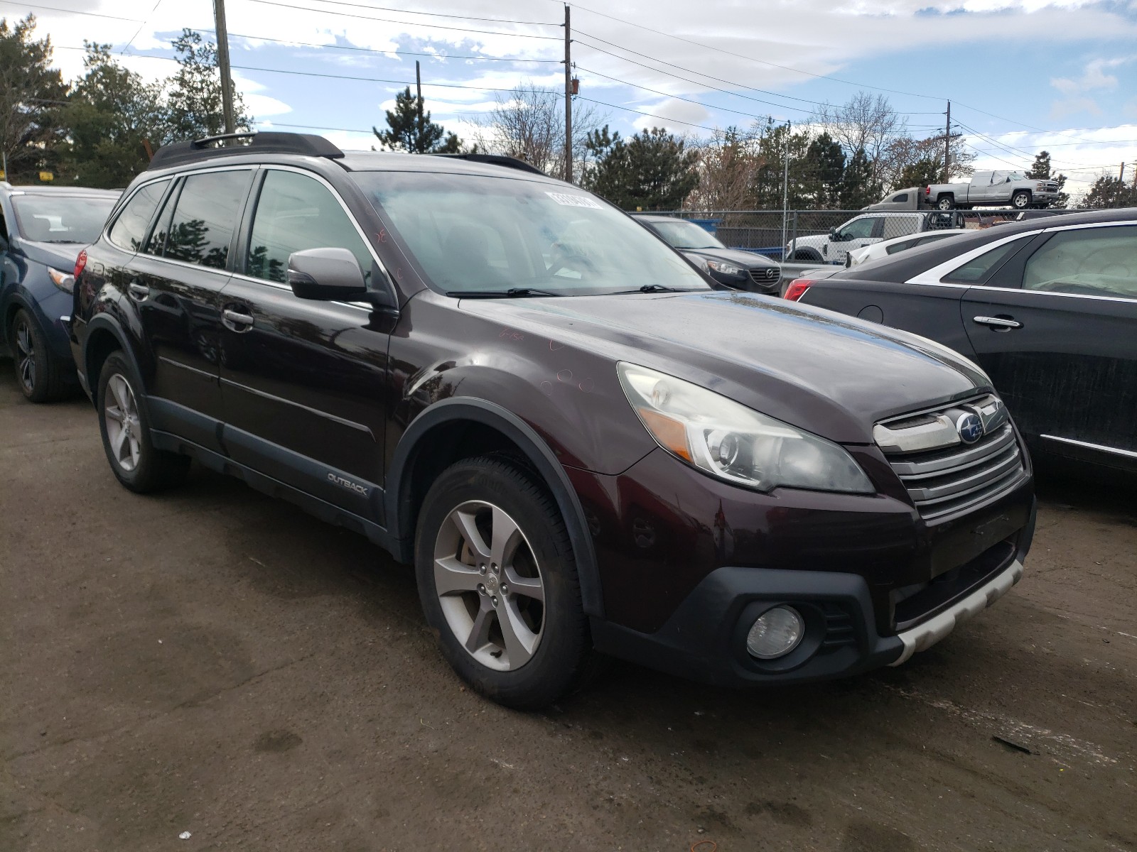 Subaru Outback 3- (2013)
