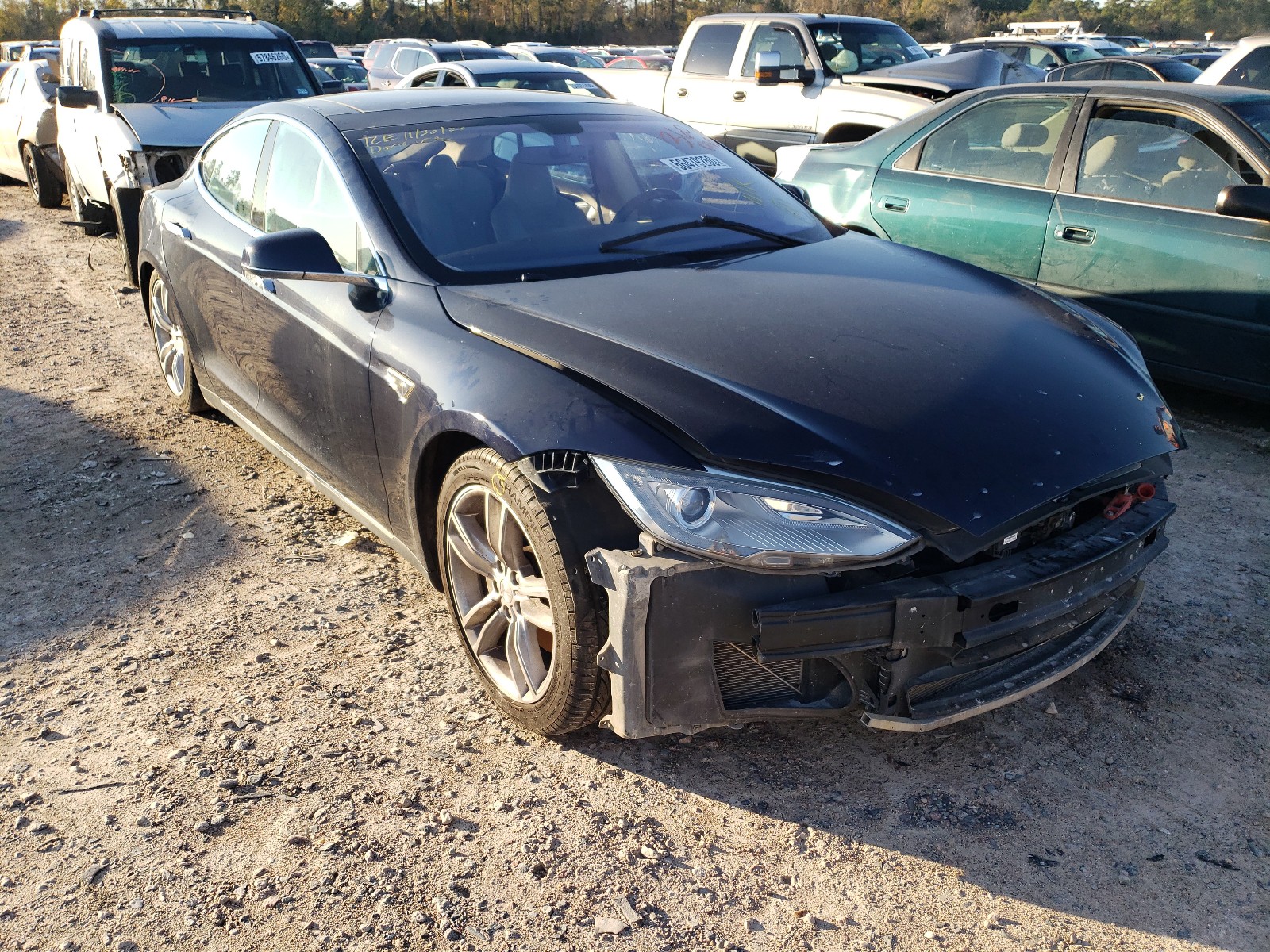 Tesla Model s (2013)
