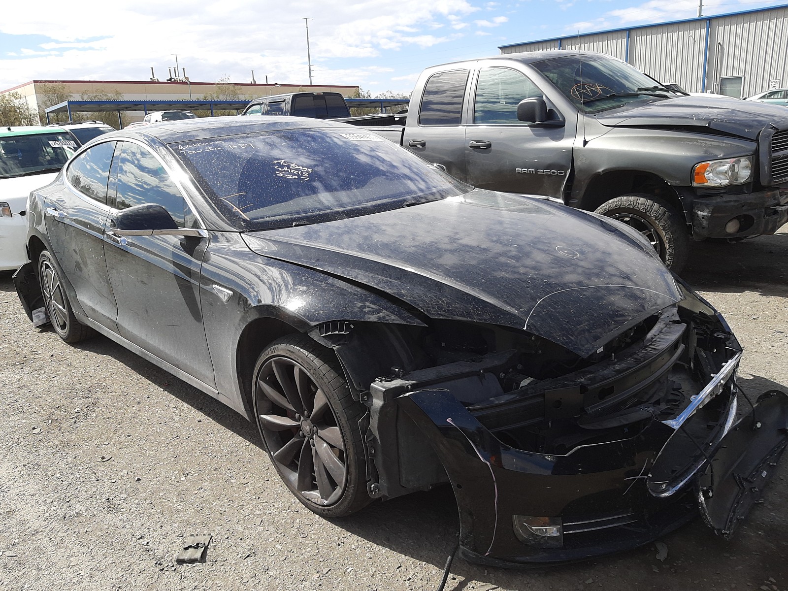 Tesla Model s (2016)