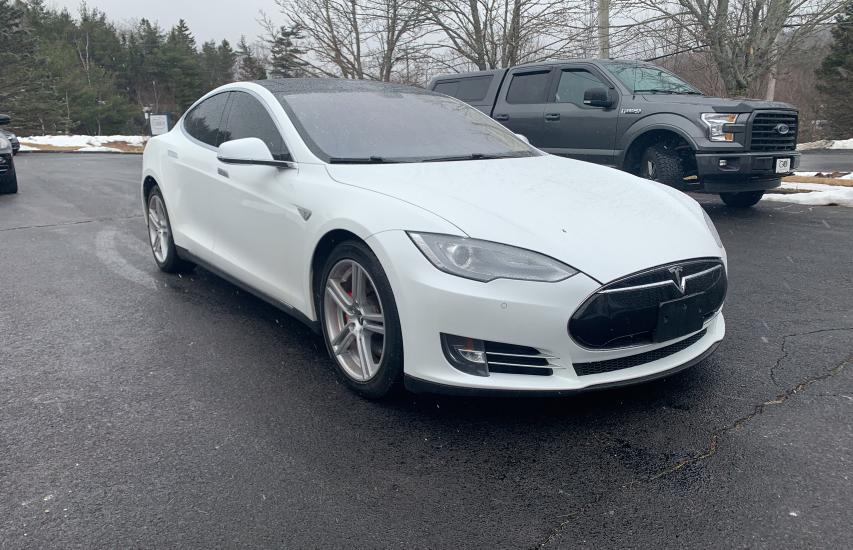 Tesla Model s (2013)
