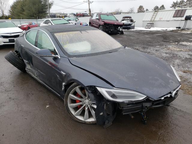 Tesla Model s (2017)