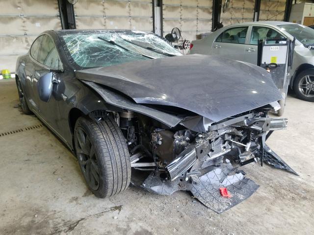 Tesla Model s (2021)