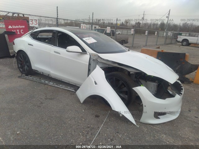 Tesla Model s (2016)