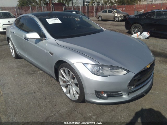 Tesla Model s (2013)