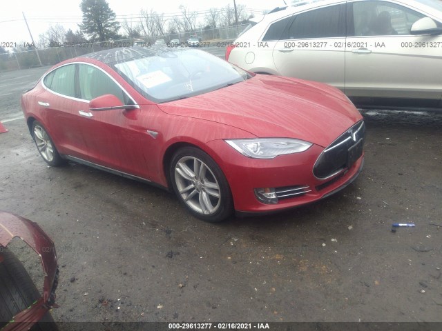 Tesla Model s (2015)