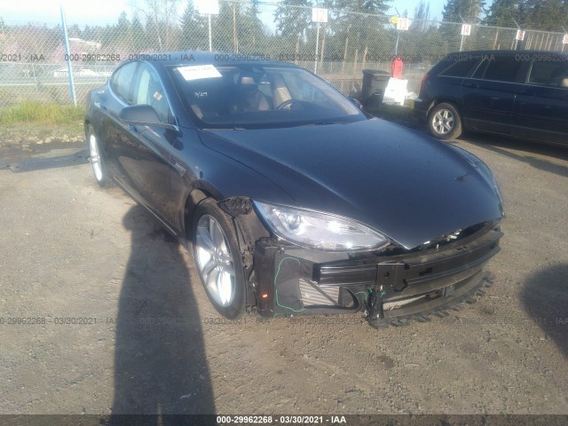 Tesla Model s (2015)