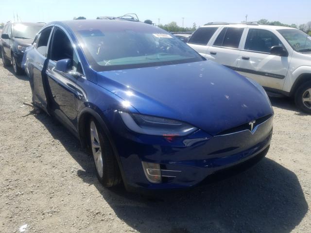 Tesla Model x (2020)