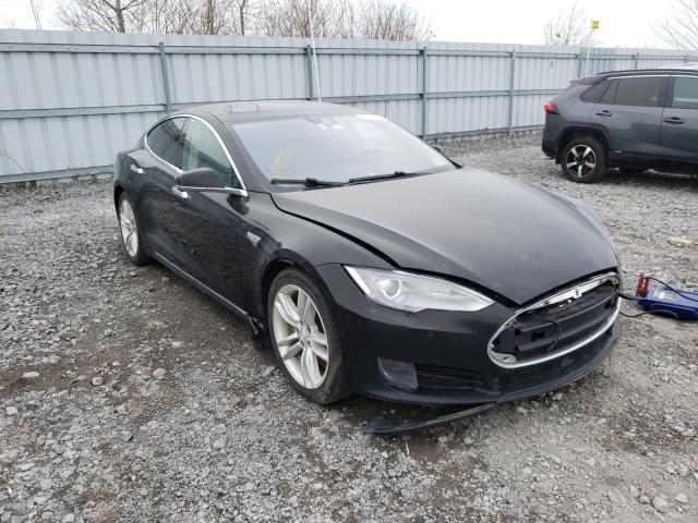 Tesla Model s (2015)