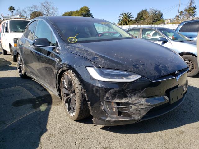 Tesla Model x (2016)