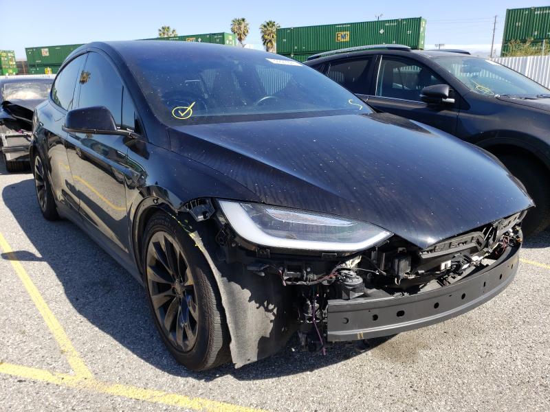 Tesla Model x (2016)