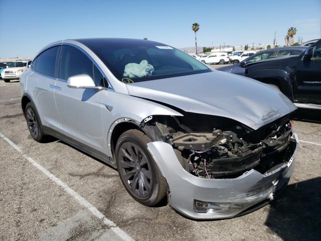 Tesla Model x (2019)