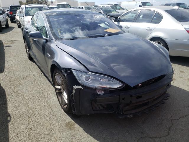 Tesla Model s (2015)