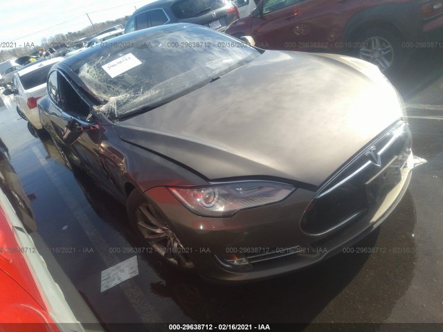 Tesla Model s (2016)