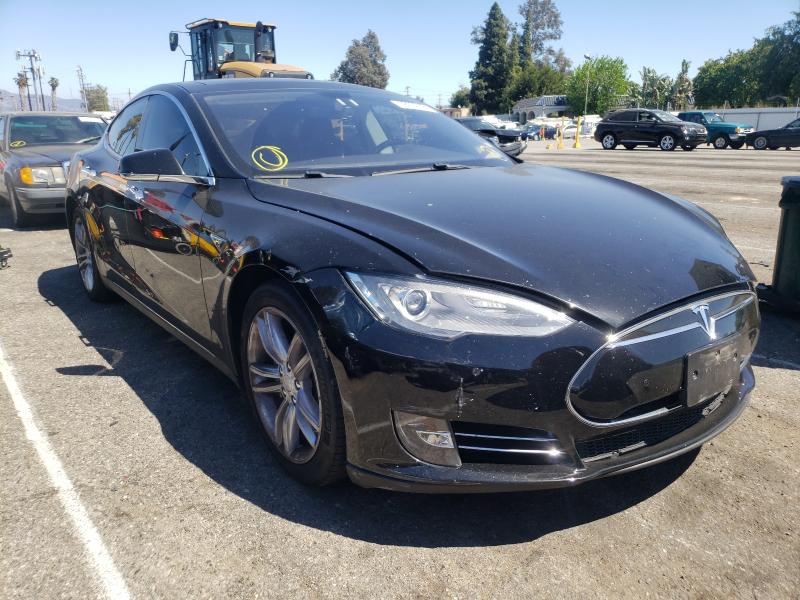Tesla Model s (2013)