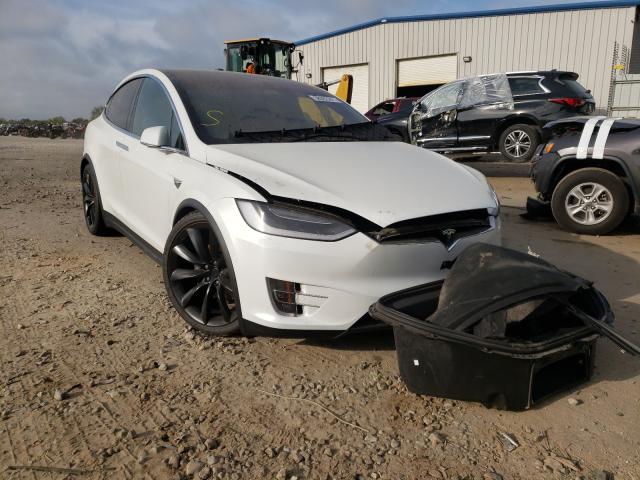 Tesla Model x (2017)