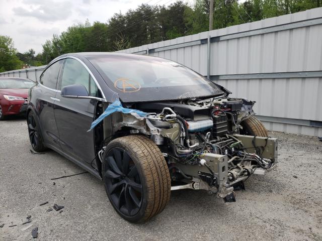 Tesla Model x (2020)