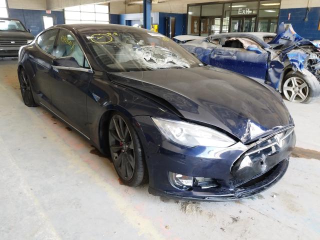 Tesla Model s (2014)