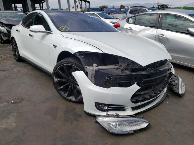 Tesla Model s (2015)