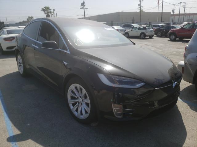 Tesla Model x (2016)