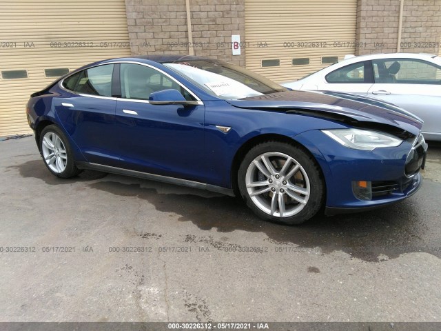 Tesla Model s (2015)