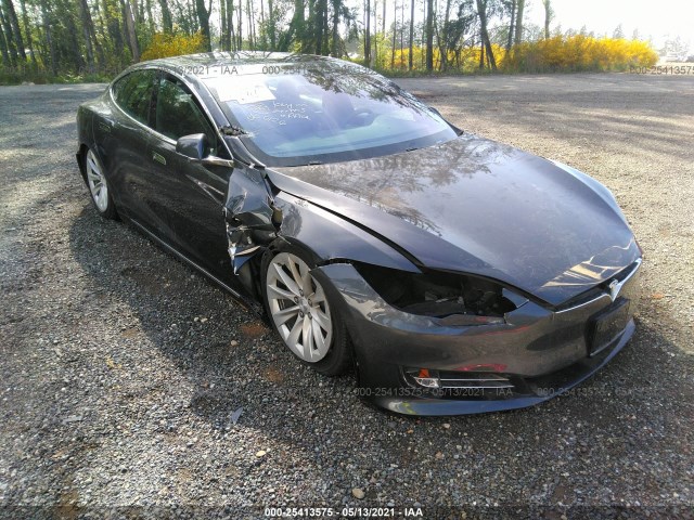 Tesla Model s (2018)