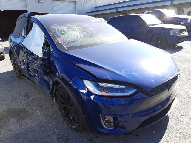 Tesla Model x (2016)