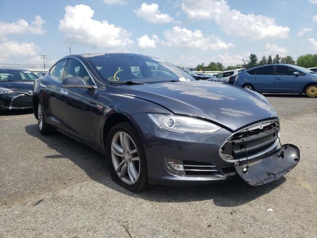 Tesla Model s 85 (2015)