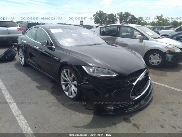 Tesla Model s (2016)