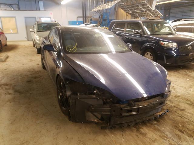 Tesla Model s (2016)
