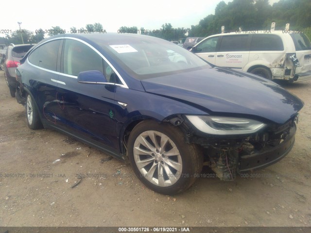 Tesla Model x (2016)
