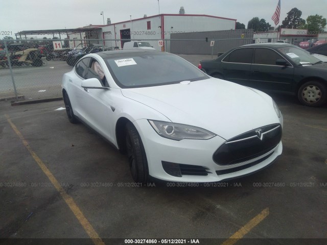 Tesla Model s (2015)