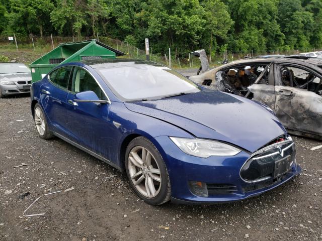Tesla Model s (2015)