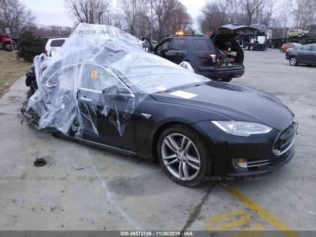 Tesla Model s (2015)