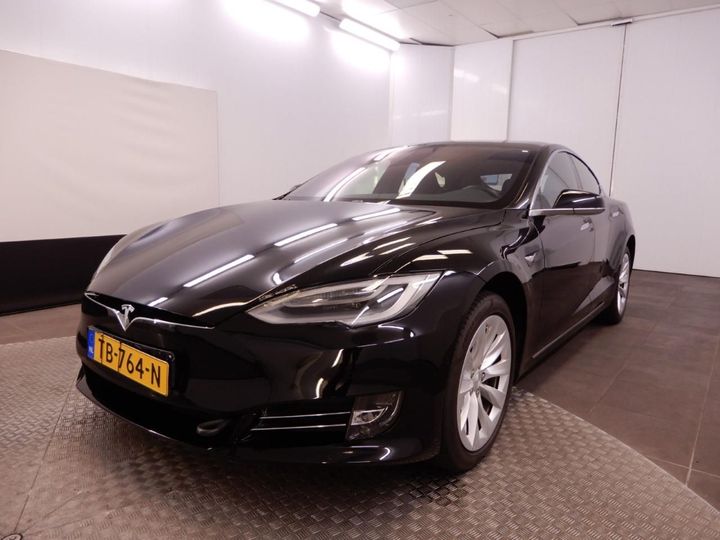 Tesla Model s (2018)