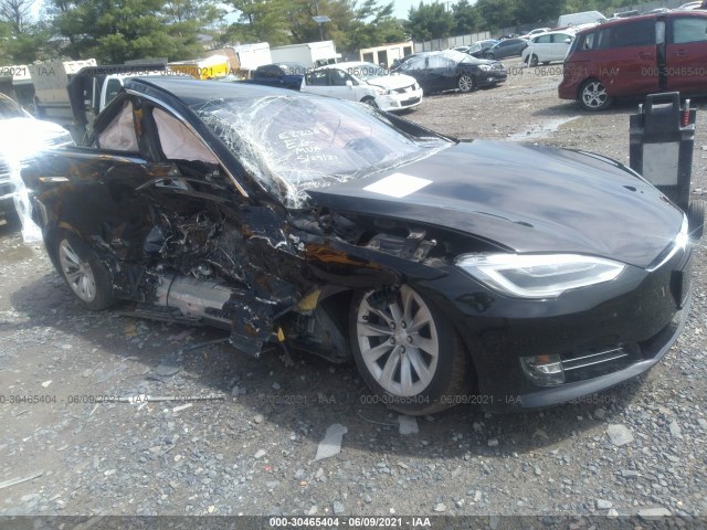 Tesla Model s (2016)