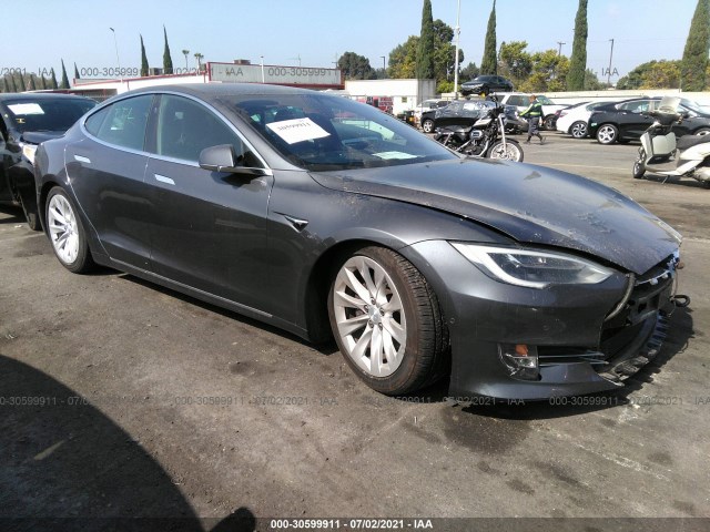 Tesla Model s (2018)