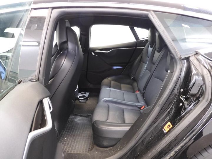Tesla Model s (2018)